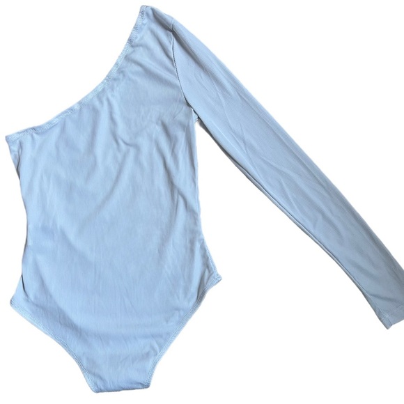 SHEIN WHITE ONE SLEEVE RIBBED BODYSUIT SIZE XS - Picture 4 of 6